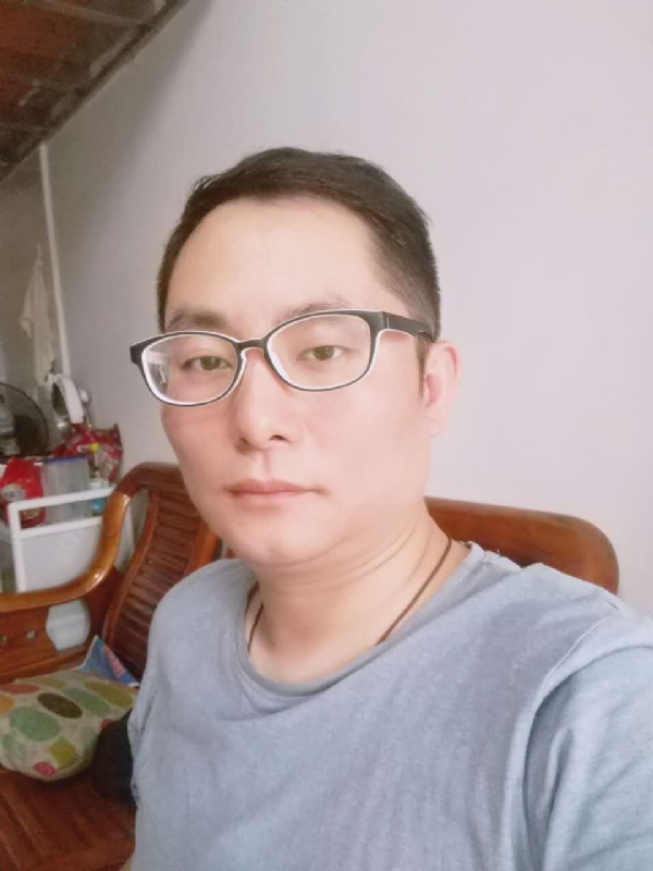 流星的尾巴的第一张照片--厦门相亲网