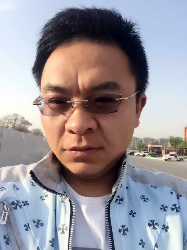 执着的等待的第一张照片--厦门相亲网