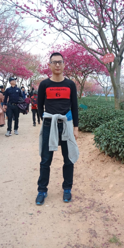 小梁的第二张照片--厦门相亲网
