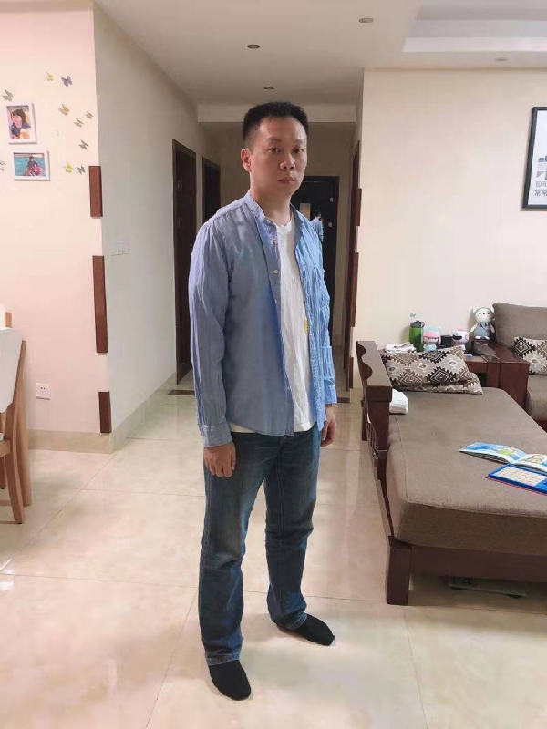 以勒的第一张照片--厦门相亲网