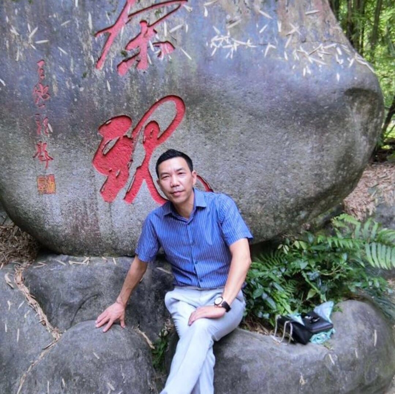 老·黄的第一张照片--厦门相亲网