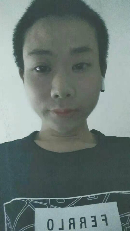 水中月的第一张照片--厦门相亲网