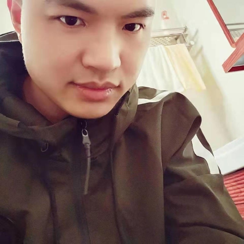高大上的宅男的第一张照片--厦门相亲网