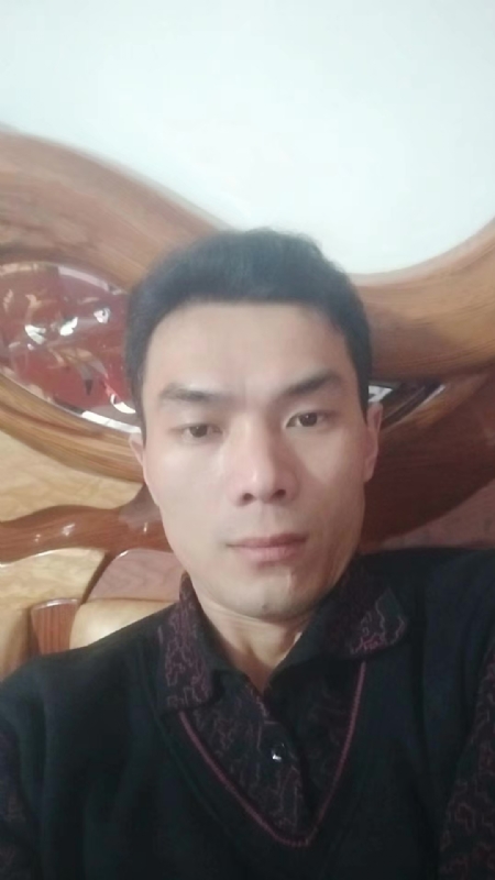 错把真心喂了狗的第四张照片--厦门相亲网