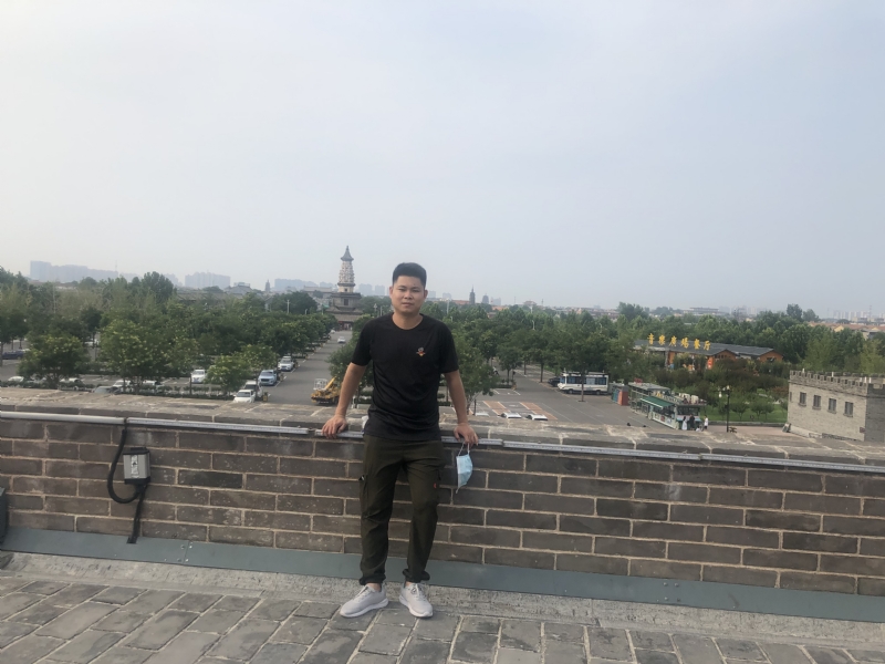 123.向左向右的第一张照片--厦门相亲网