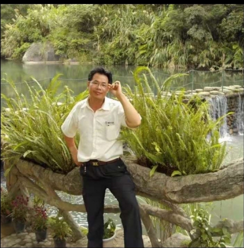 有高度才有格局的第一张照片--厦门相亲网