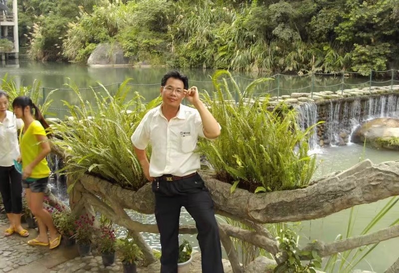 有高度才有格局的第三张照片--厦门相亲网