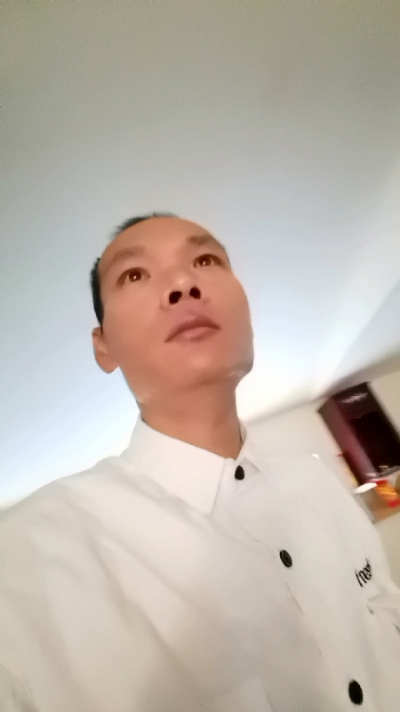 只影向谁去的第五张照片--厦门相亲网