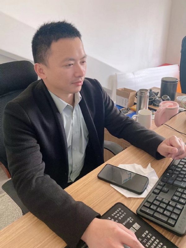 落叶知秋的第一张照片--厦门相亲网