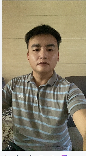 走在红毯那一天的第一张照片--厦门相亲网