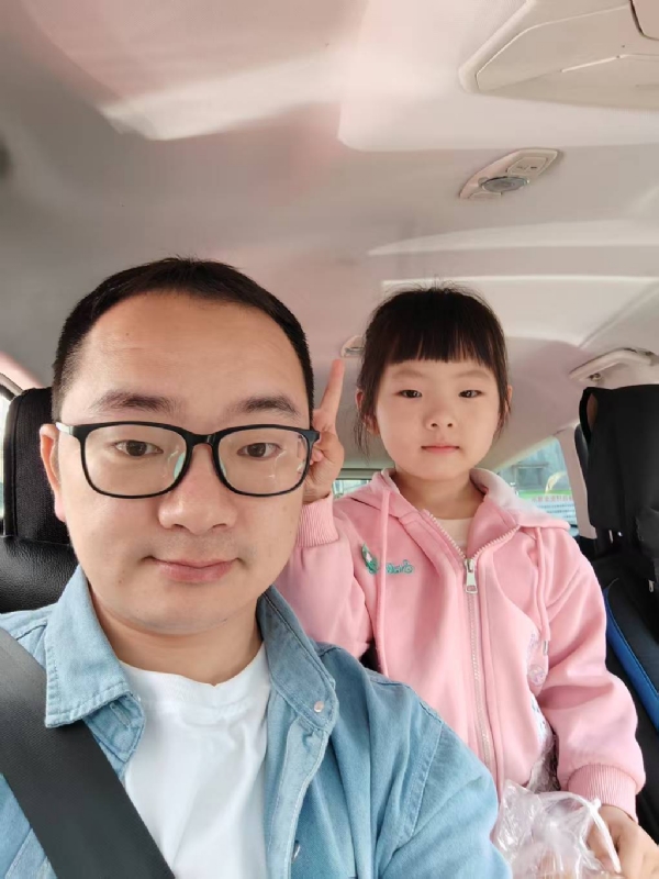 知天晓的第一张照片--厦门相亲网