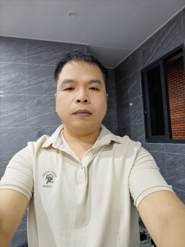 刘两水的第一张照片--厦门相亲网